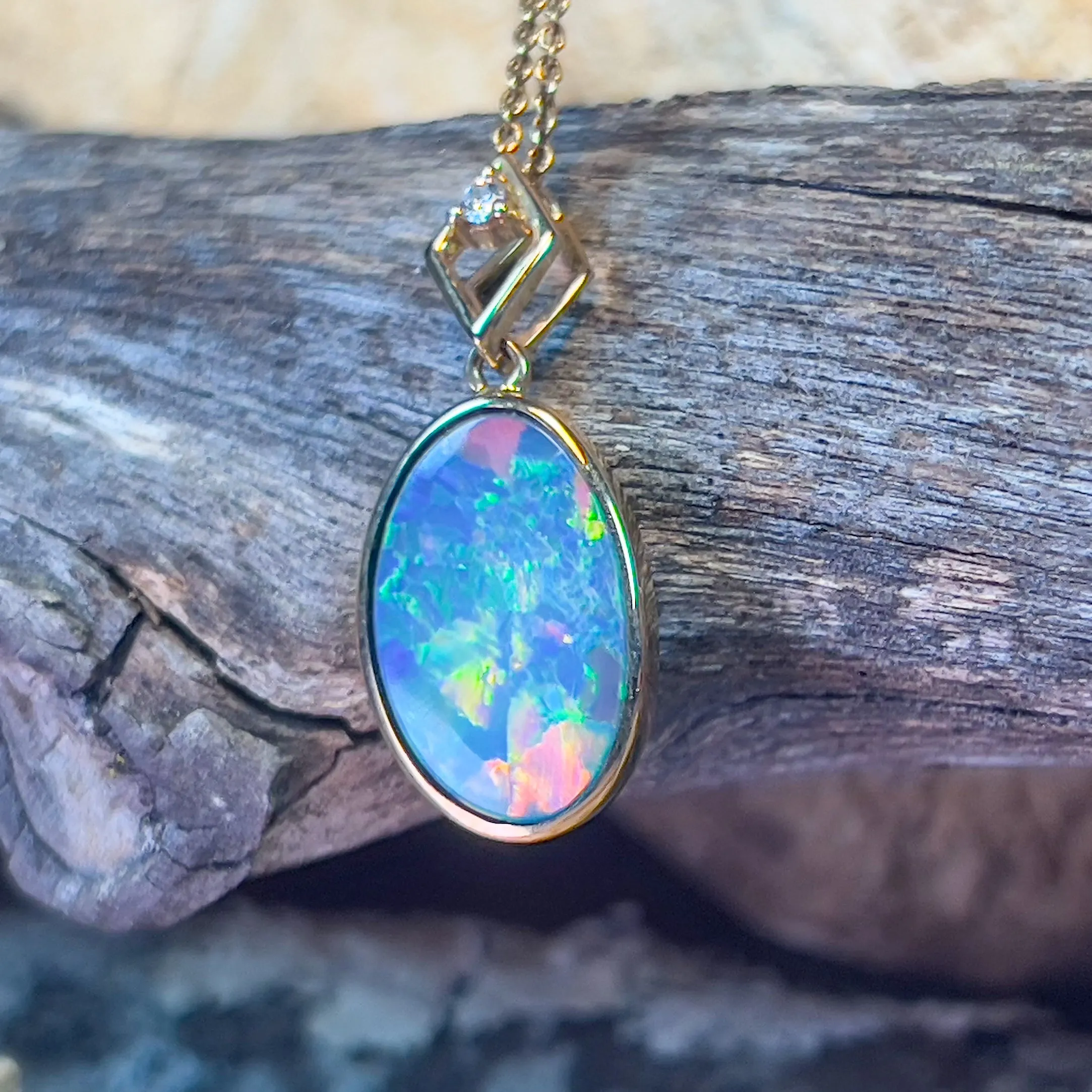 14kt Yellow Gold Opal Doublet 3.75ct and 0.03ct Diamonds bezel pendant
