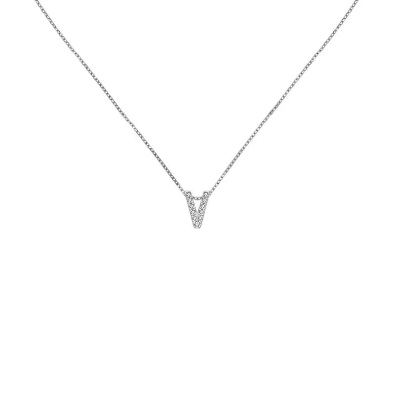 18k Gold Initial Letter "V" Diamond Pandent   Necklace