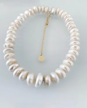 Enormae Pearl Necklace