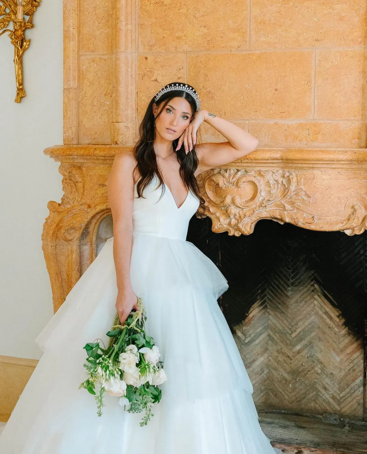 QUEEN ANNE Simulated Diamond Halo Tiara