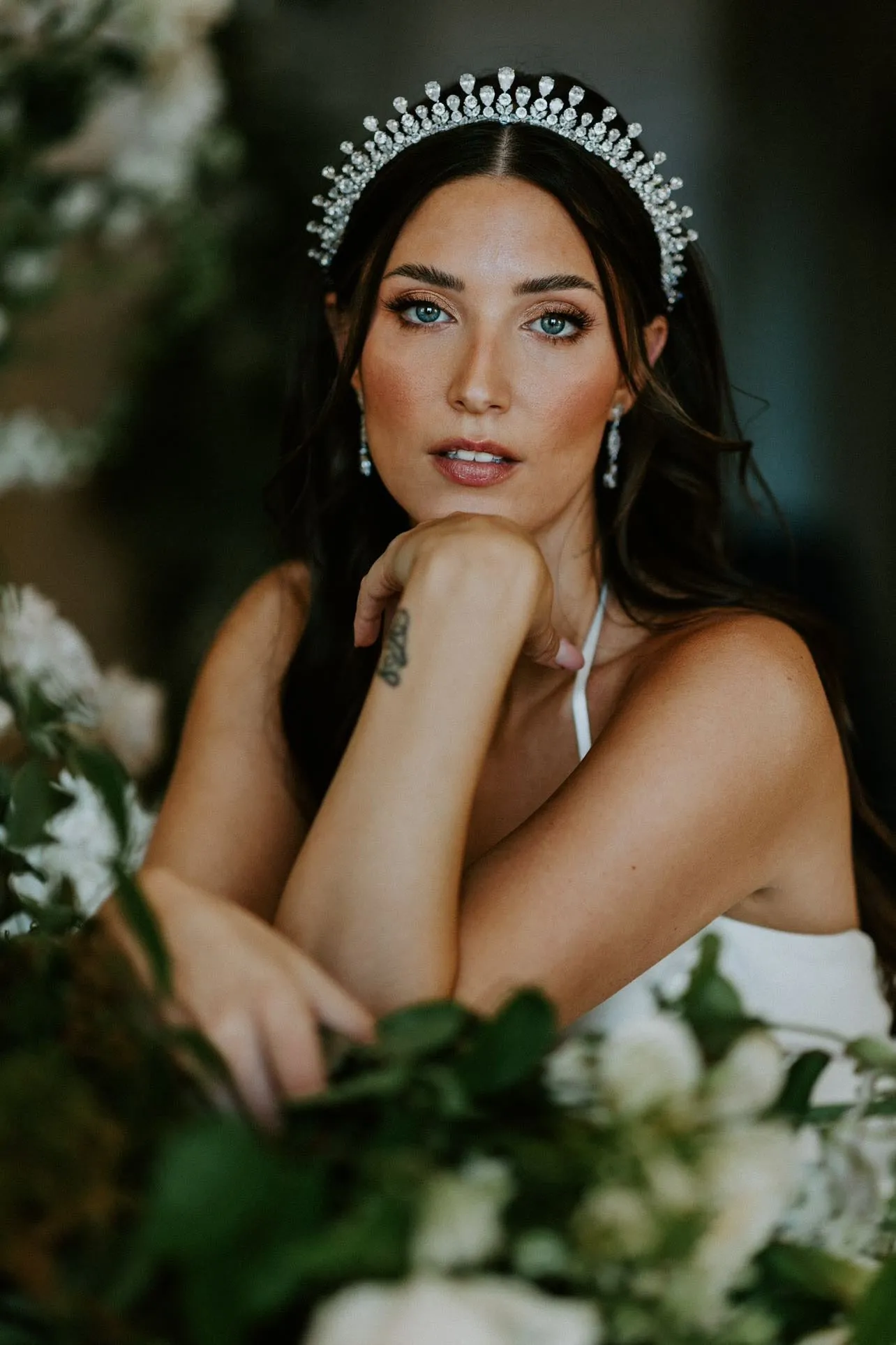 QUEEN ANNE Simulated Diamond Halo Tiara