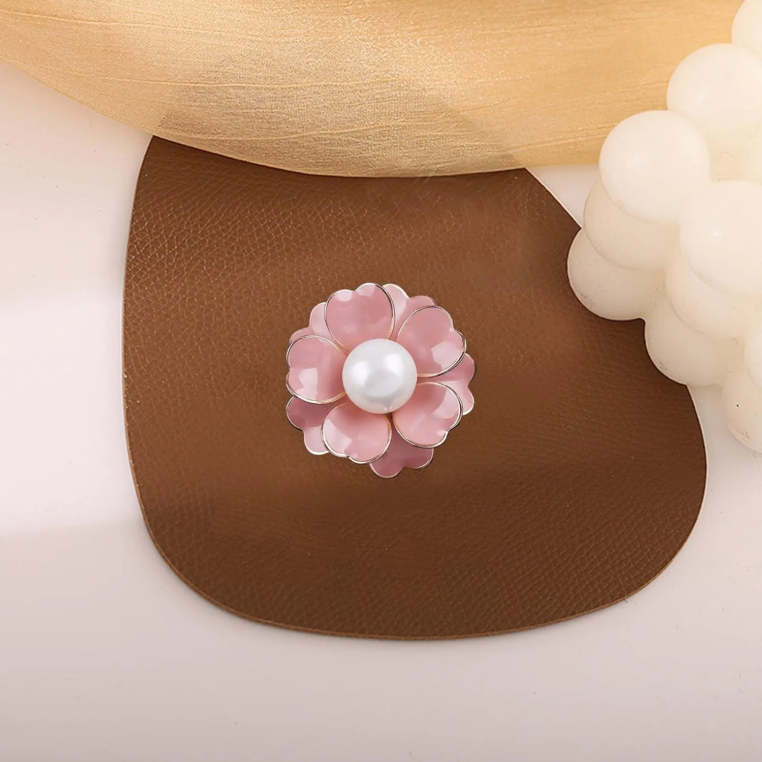 Women Camellia Flower Pearl Enamel Brooch Pins for Ladies Jewelry Fashion